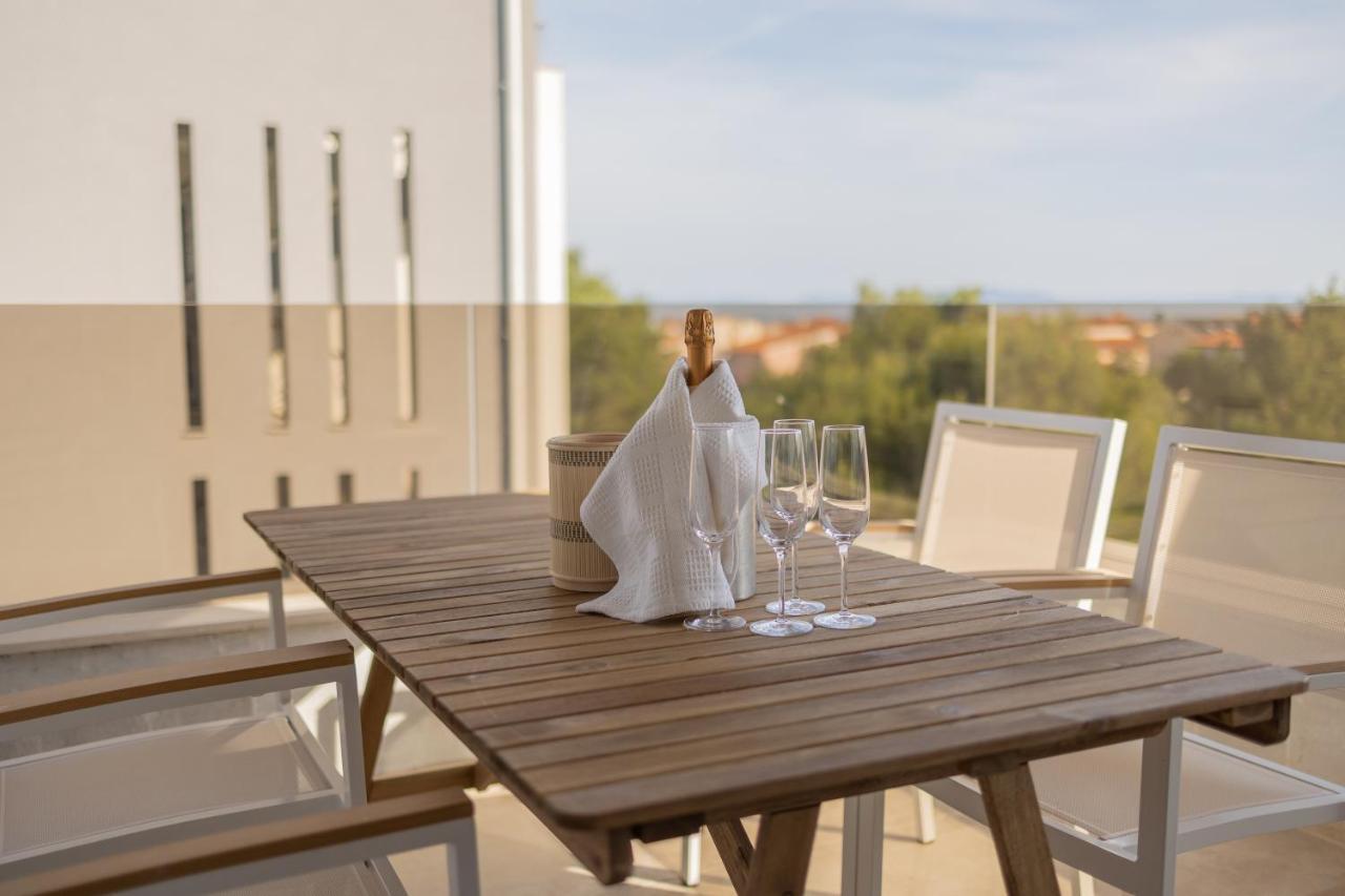 Premium Residence Virotel Екстериор снимка